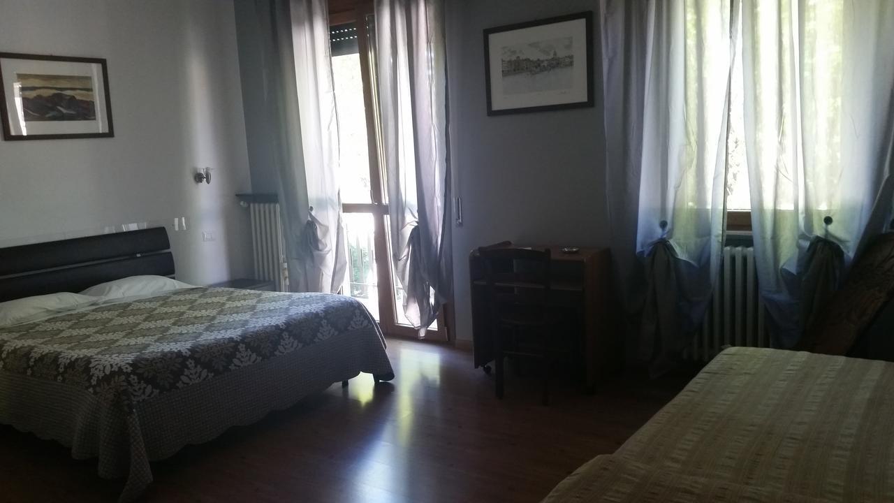 Trattoria Ceriati Room & Breakfast Салсомаджоре Терме Екстериор снимка